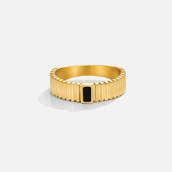Black Crystal Ribbed Ring