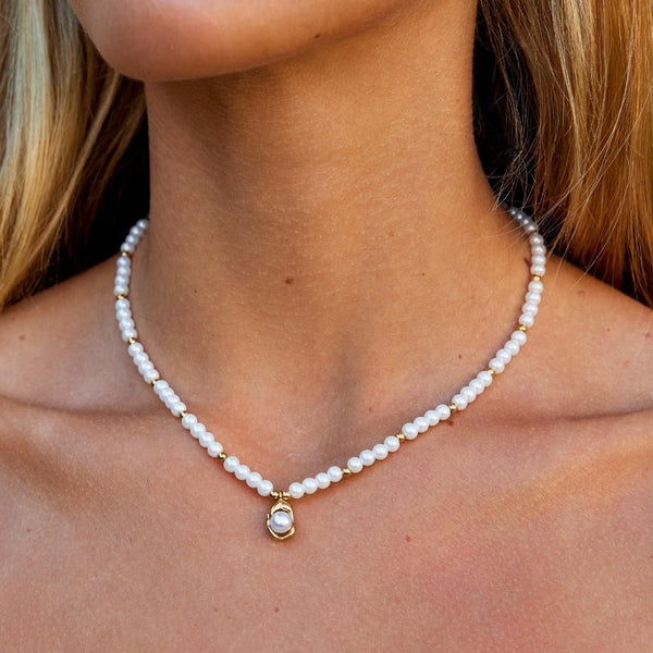 Vintage Golden Pearl Necklace