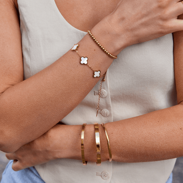 Lilah Gold Bangle