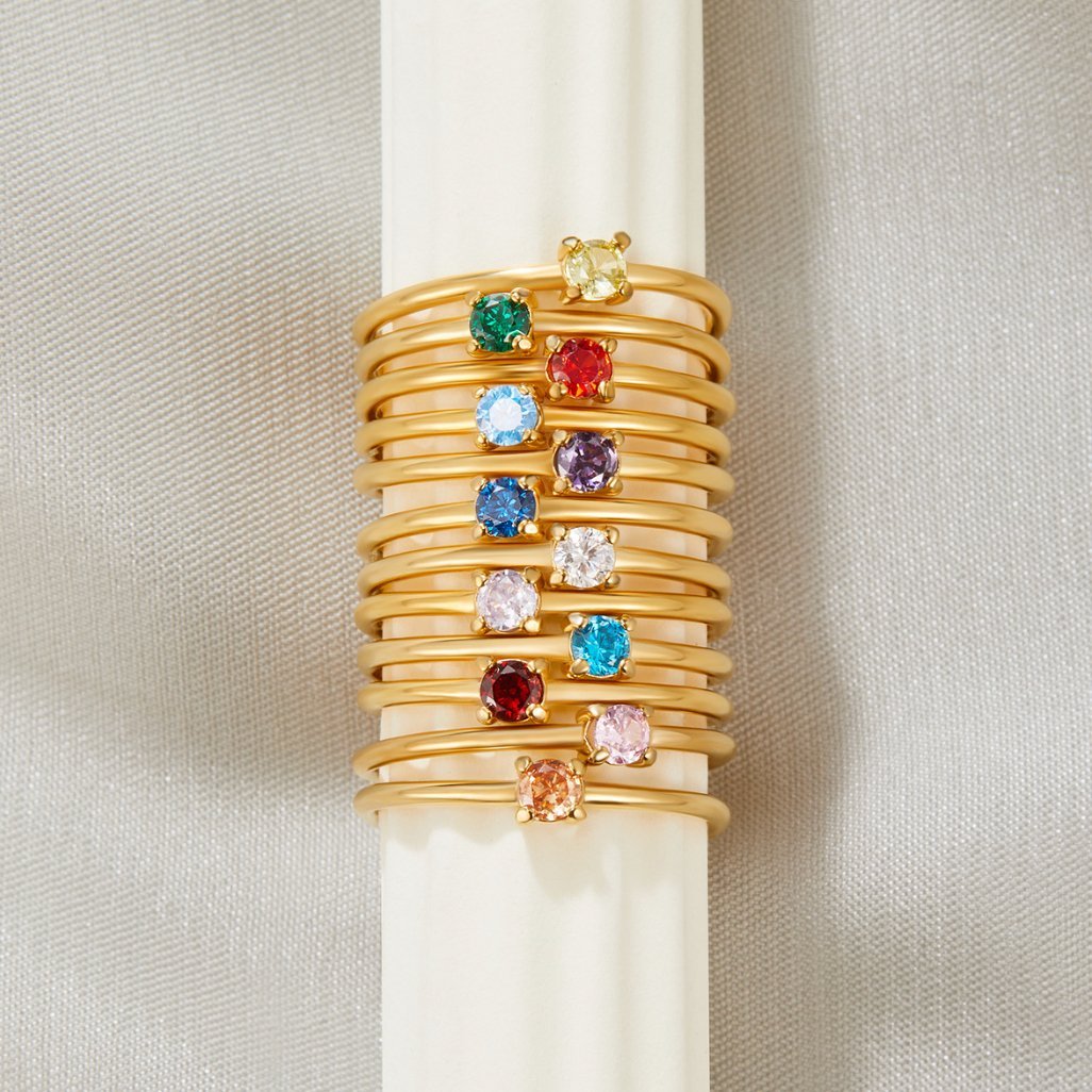May Birthstone 18K Gold Ring
