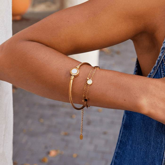 Melinda Gold Rotatable Bangle